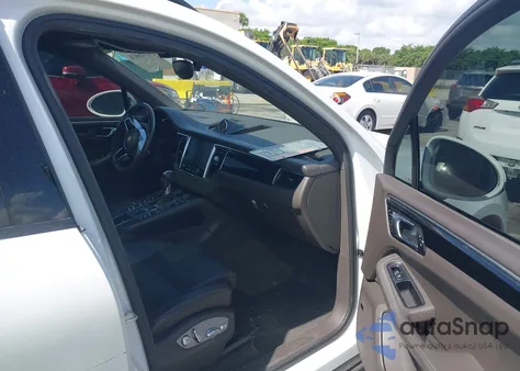 2018 Porsche Macan из США, поврежденный, VIN WP1AA2A55JLB09317